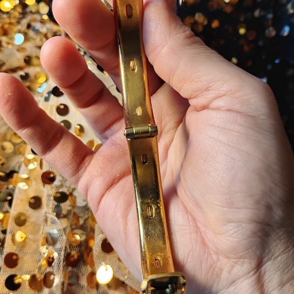 Vintage 80s Gols & Silver Waking Lioness Heavy Metal Spirit Cuff Bracelet - Picture 5 of 11